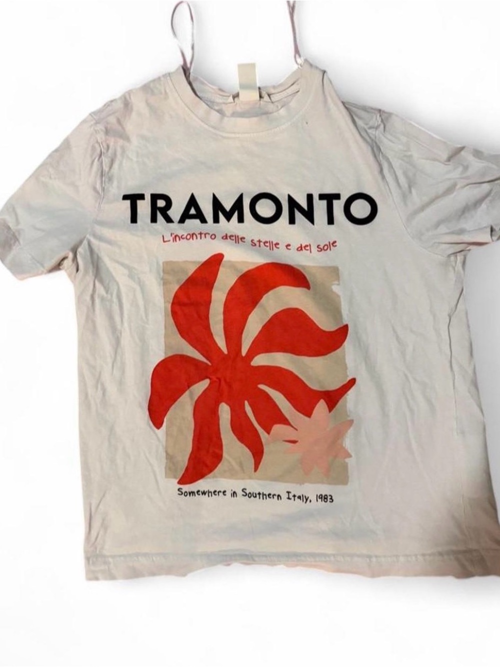 H&M Women's Short Sleeve Tee in Off-White with Red Graphic